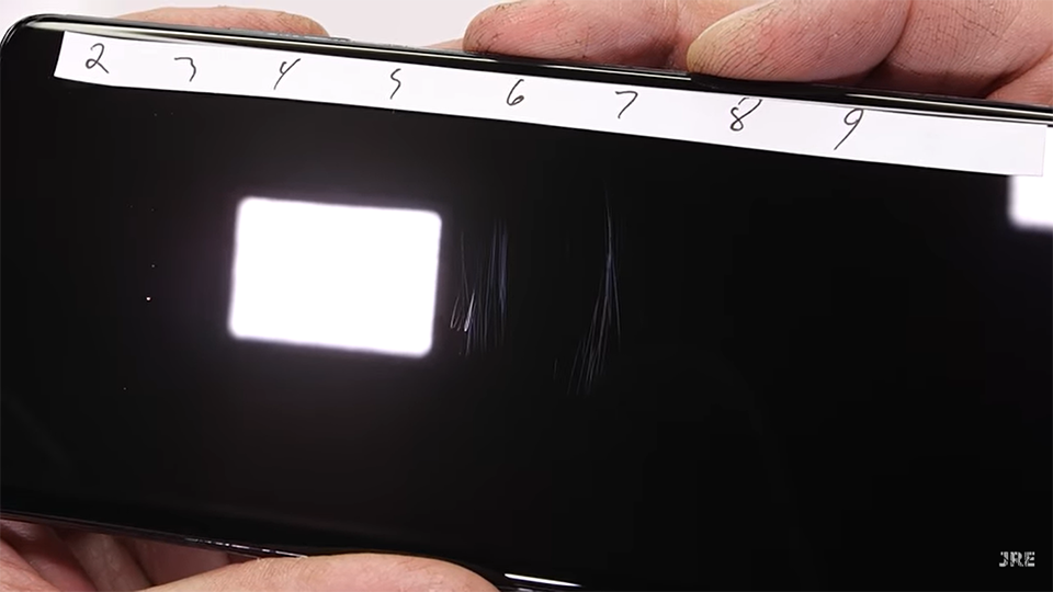 Đánh giá độ bền Galaxy S21 Ultra dựa trên các thử thách khắc nghiệt nhất