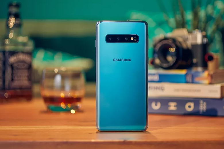 Thiết kế trên dòng Galaxy S10 năm nay thật sự ấn tượng 