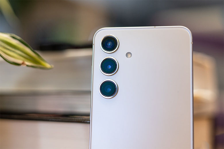 camera-galaxy-s24-xtsmart