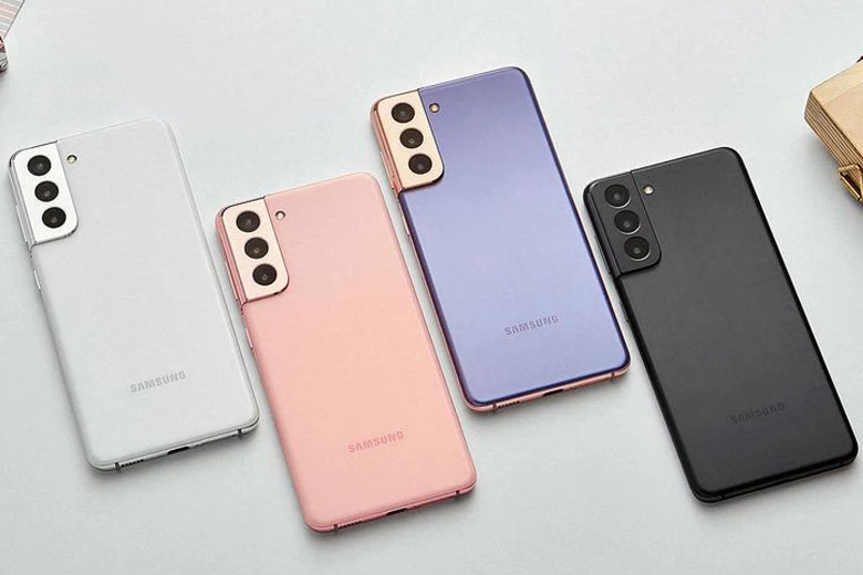 So sánh Xiaomi Mi 11 và Galaxy S21 về thiết kế