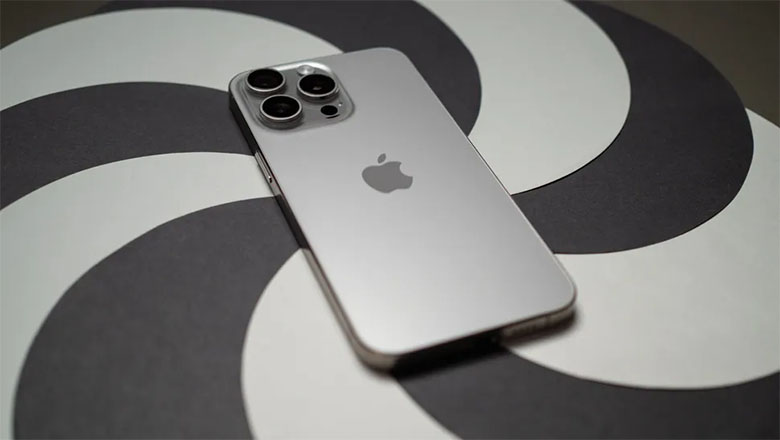Điện thoại iPhone 15 Pro Max Natural Titanium được đánh giá khá tuyệt