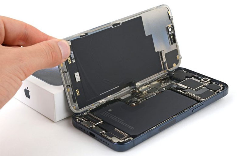Pin iPhone 15 giờ đây sẽ có tuổi thọ gấp đôi số chu kỳ sạc đã nêu trước đó