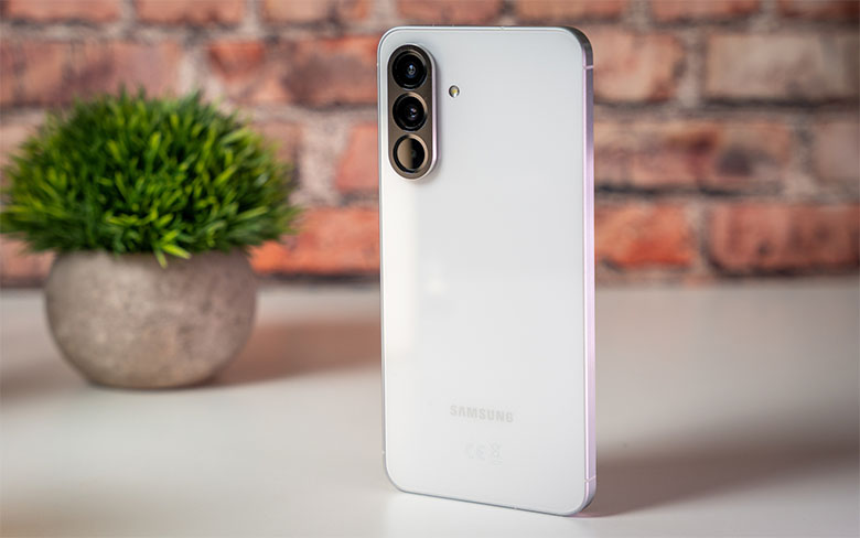 Samsung Galaxy A56 5G: Điện thoại tầm trung quốc dân