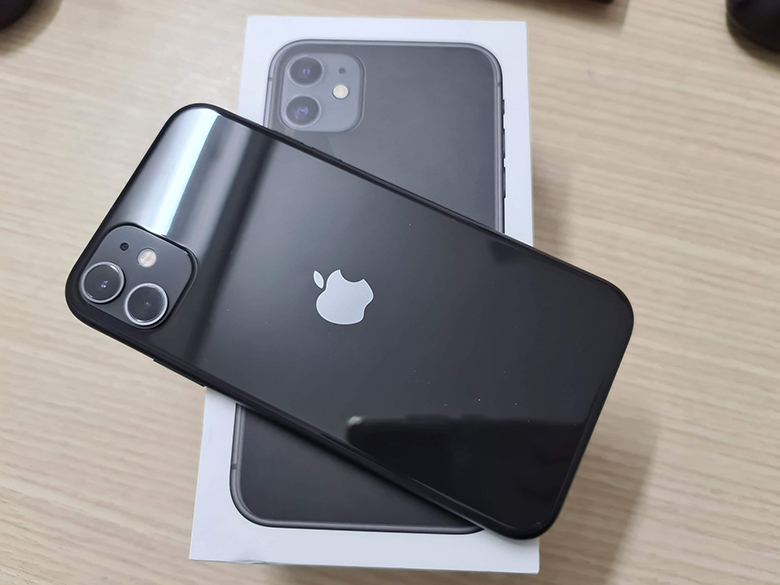 iPhone 11 New - Like New