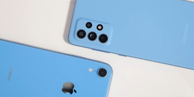 Samsung A72 vs iPhone XR