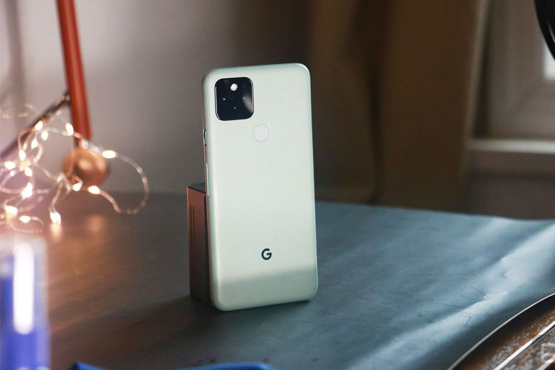 ngoại hình Google Pixel 4A 5G 128GB cũ tương tự tiền nhiệm