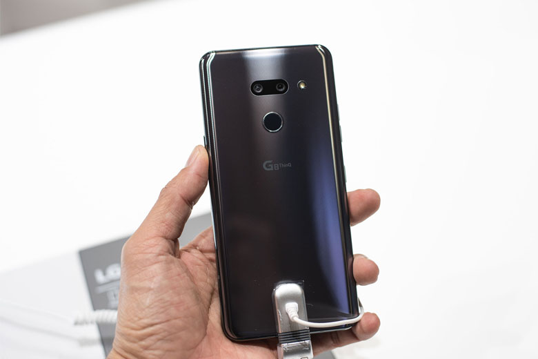 LG G8 ThinQ 128GB cũ Hàn Quốc có nhiều nét tương đồng với người tiền nhiệm LG G7 ThinQ