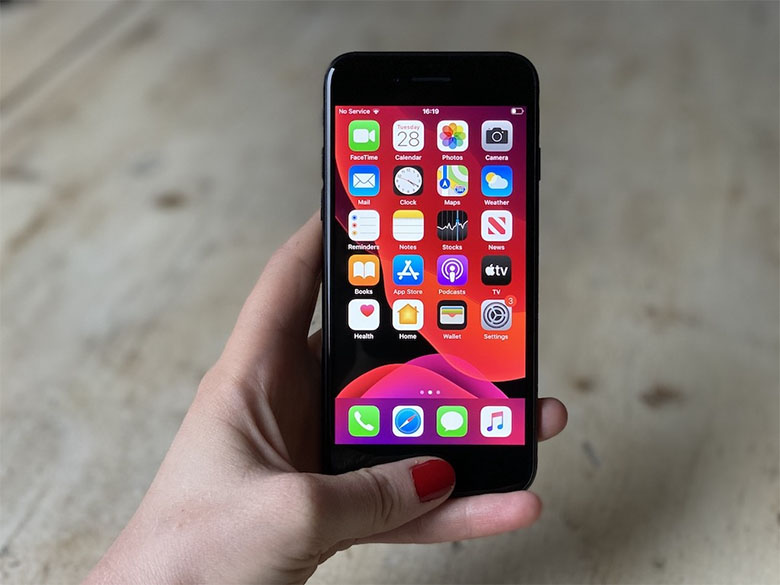 Trải nghiệm chơi game trên iPhone SE 2022 trở nên khó khăn