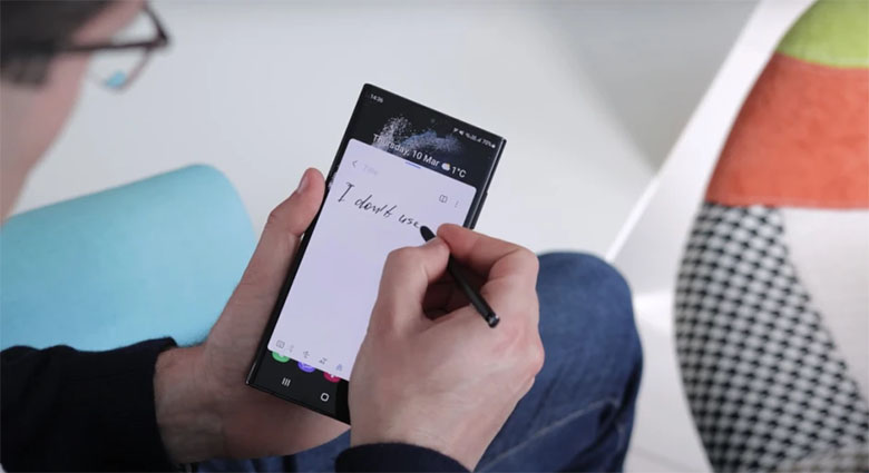 viet-but-s-pen-tren-man-hinh-xtsmart