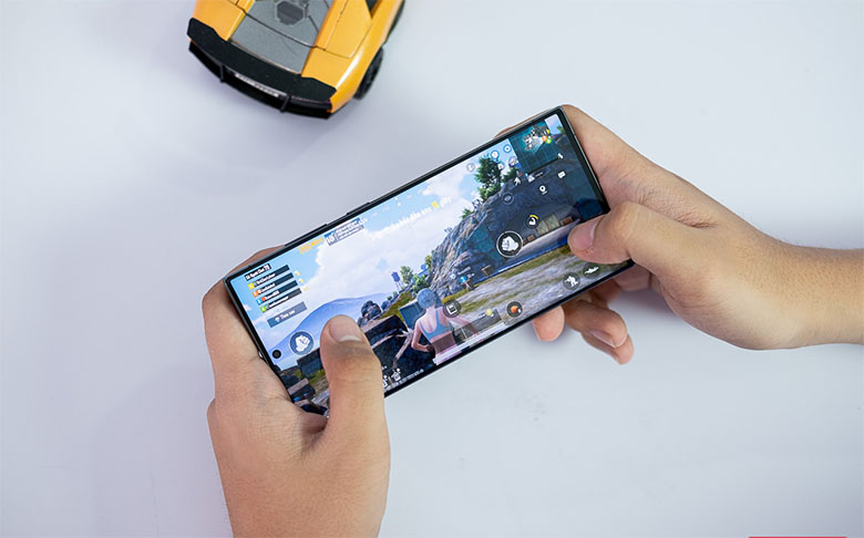 Cấu hình Galaxy S23 Ultra 1TB được trang bị phiên bản đặc biệt của chip Snapdragon 8 Gen 2