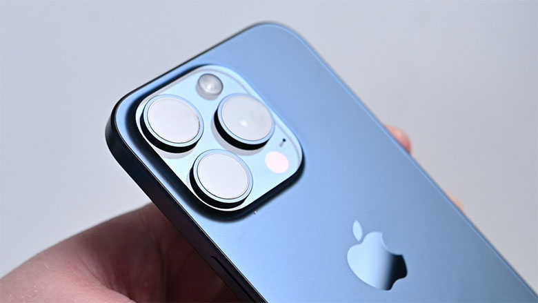 iPhone 15 Pro 256GB Quốc tế được trang bị hệ thống 3 camera