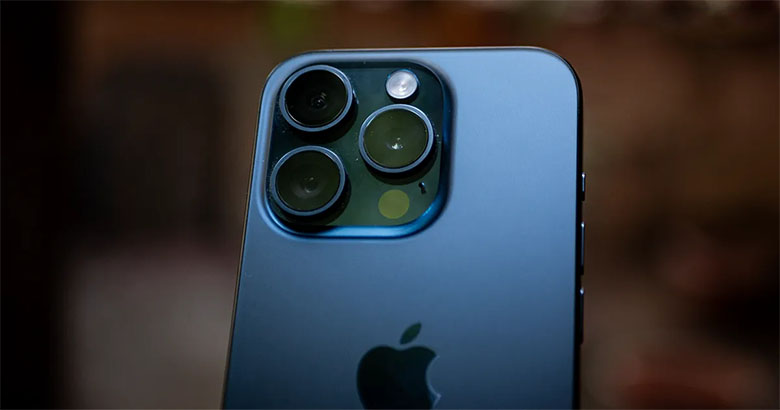 iPhone 15 Pro 512GB đi kèm 3 ống kính