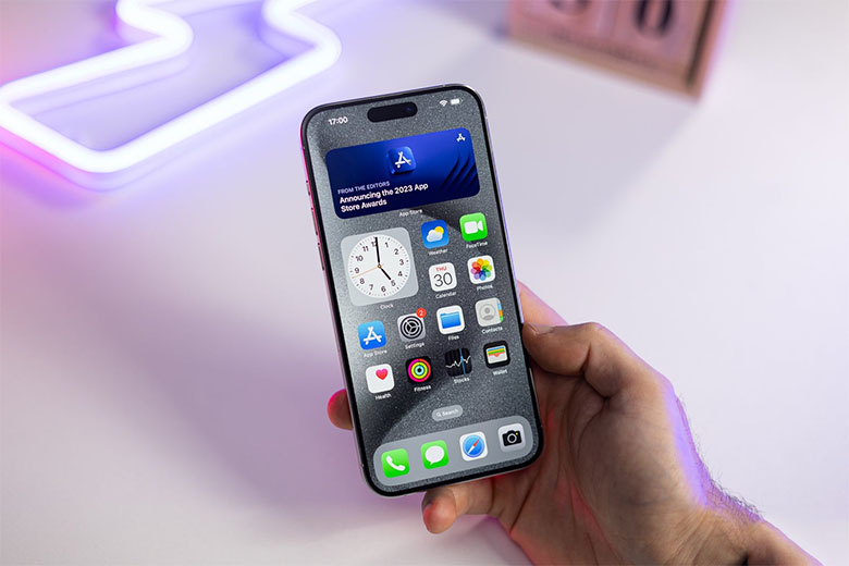 Cấu hình iPhone 15 Pro Max 512GB Quốc tế được cung cấp sức mạnh từ chip A15 Bionic