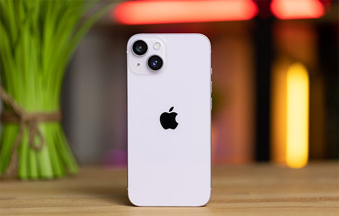 Ngoại hình iPhone 14 128GB Quốc tế trông rất giống iPhone 13