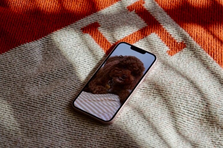 danh-gia-iphone-17e-ve-man-hinh-2-xtsmart