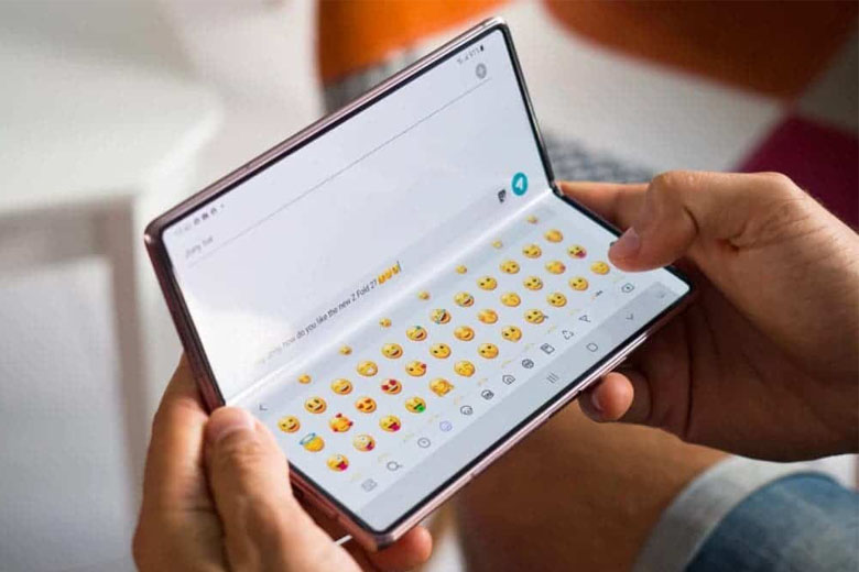 Điện thoại màn hình gập mới của Samsung có dung lượng pin nhỏ hơn tiền nhiệm