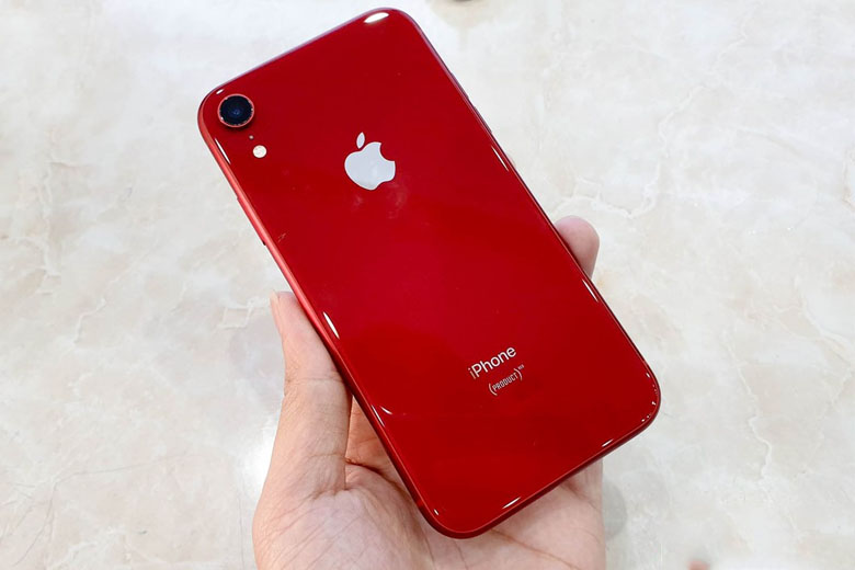 iPhone XR có giá từ 8 đến 9 triệu đồng