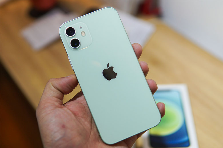 Thiết kế sang trọng của iPhone 11