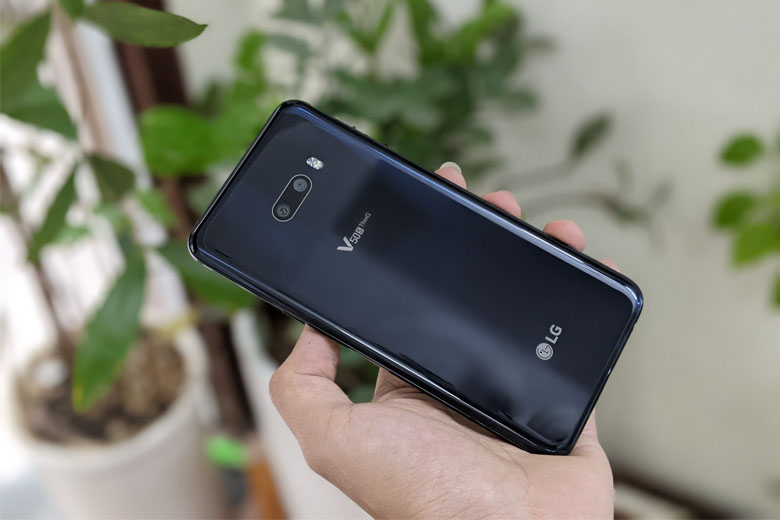 LG V50S ThinQ 5G mạnh mẽ về cấu hình