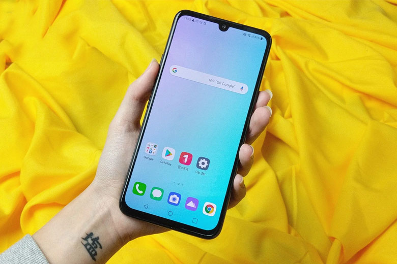 LG V50S ThinQ 5G hiển thị chân thật