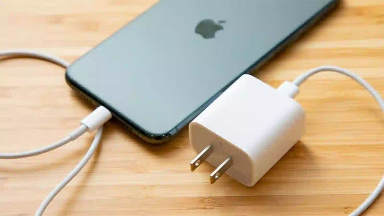 Những thói quen sạc pin mà bạn nên dừng lại ngay lập tức