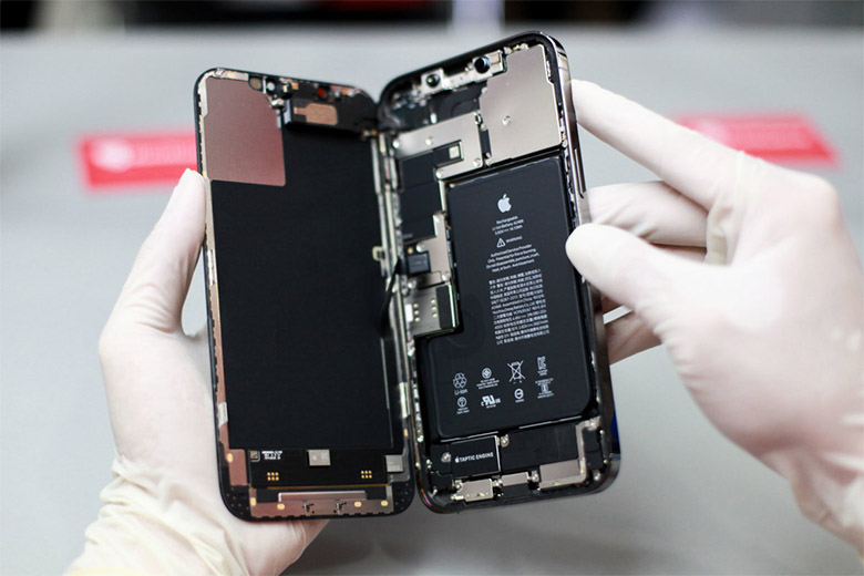 Apple ra mắt chương trình tự sửa chữa cho iPhone khiến người dùng thích thú