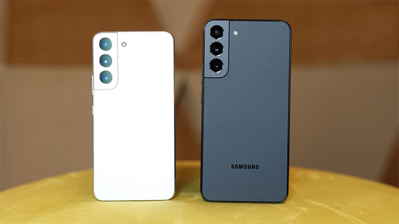 Samsung Galaxy S22 và Galaxy S22+ có thiết kế giống nhau
