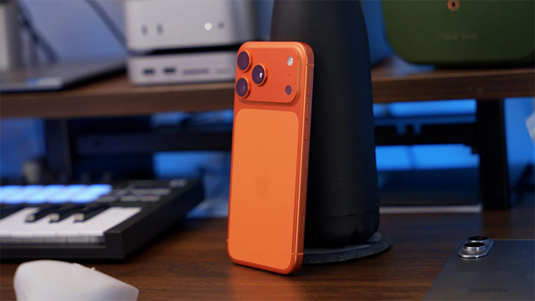 iPhone 17 Series - Cosmic Orange là gam màu gây bão