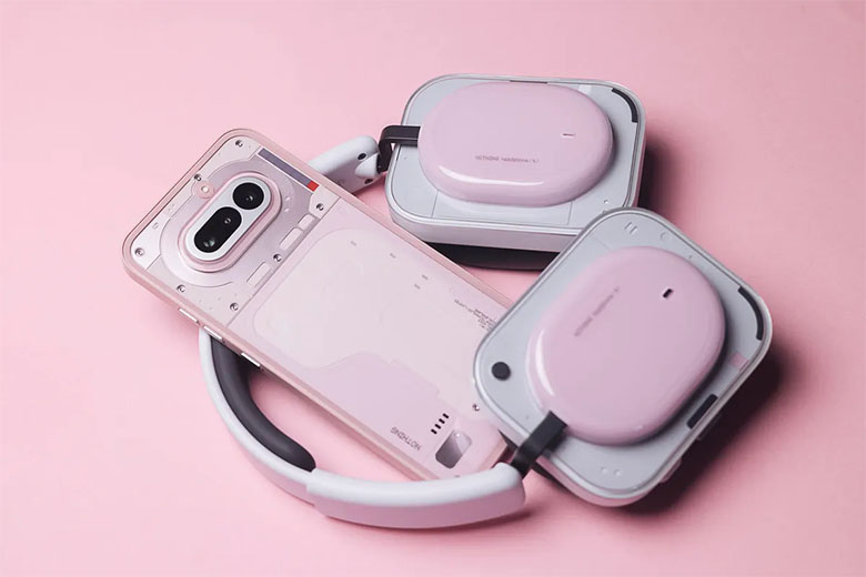 Nothing Phone 4a: Khi sự trong suốt kết hợp cùng sắc Hồng và Xanh dương