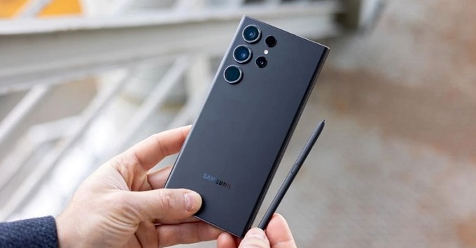 Galaxy S24 Ultra ra mắt thêm một cảm biến mới với khả năng thu phóng tốt hơn rất nhiều so với các thế hệ trước đó