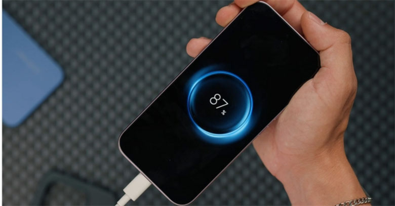 Thời gian sạc đầy pin 7000mAh là bao lâu?