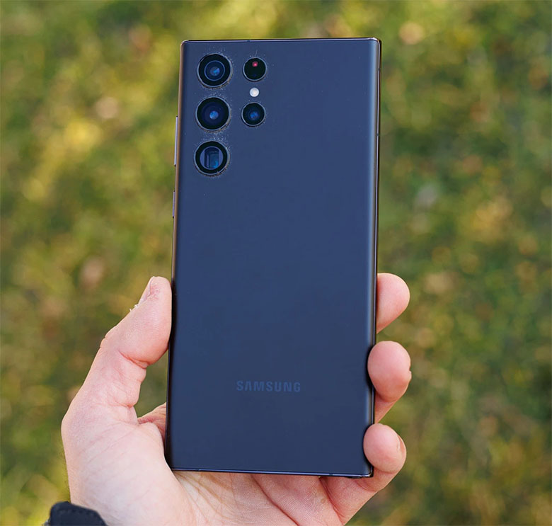 Galaxy S22 Ultra được trang bị viên pin 5000mAh