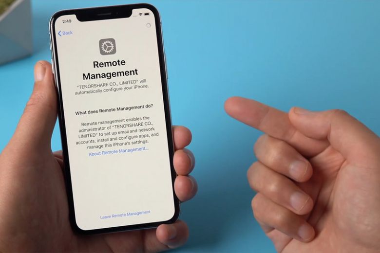 Xuất hiện thông báo Remote Management (Quản lý từ xa) khi kích hoạt máy