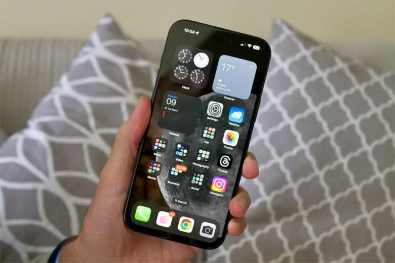 iPhone 16 Pro và iPhone 15 Plus mang đến những trải nghiệm khá khác biệt