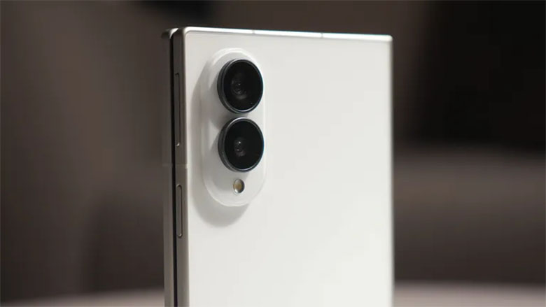 Điện thoại màn hình gập Galaxy Z Fold8 trang bị cụm camera kép gồm camera chính 50MP