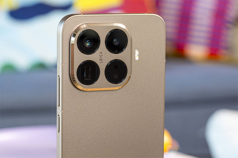 Xiaomi 15T Pro gây ấn tượng với cụm camera chính và tele đều 50MP