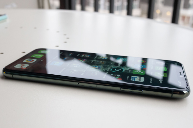 Thời lượng pin iPhone 11 Pro Max 64GB cũ được đánh giá tốt hơn so với thế hệ tiền nhiệm