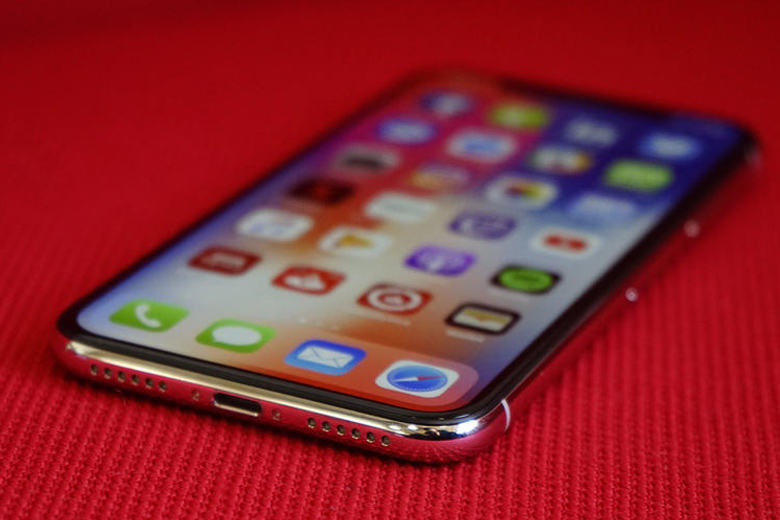 Trên iPhone X 64GB cũ Apple đã loại bỏ nút Home truyền thống