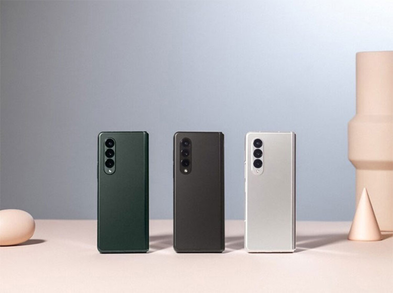 Galaxy Z Fold3 là điện thoại màn hình gập cao cấp nhất hiện tại của Samsung