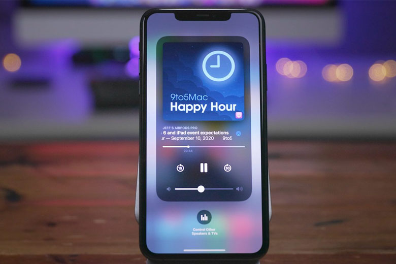 Shazam sẽ nghe và nhận dạng những âm thanh đang phát xung quanh