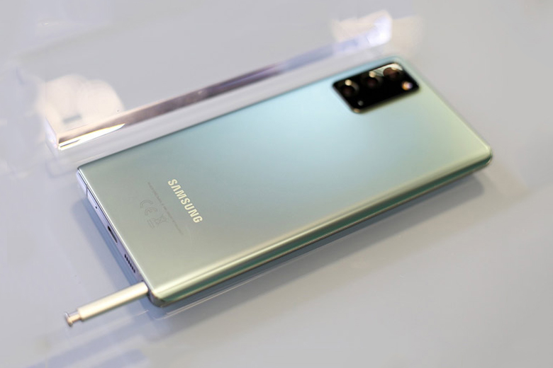 Bút S-Pen trên Galaxy Note 20 mang đến trải nghiệm tuyệt vời