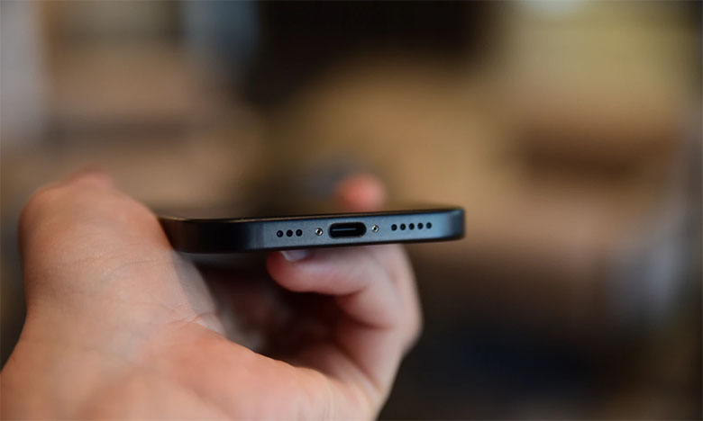 cong-sac-iphone-15-xtsmart