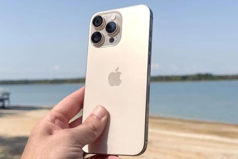 Có nên mua phiên bản iPhone 16 Pro Max 512GB VN/A?