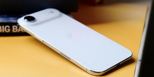 iPhone Air và iPhone 16 Pro Max: Mua máy nào đáng tiền hơn?