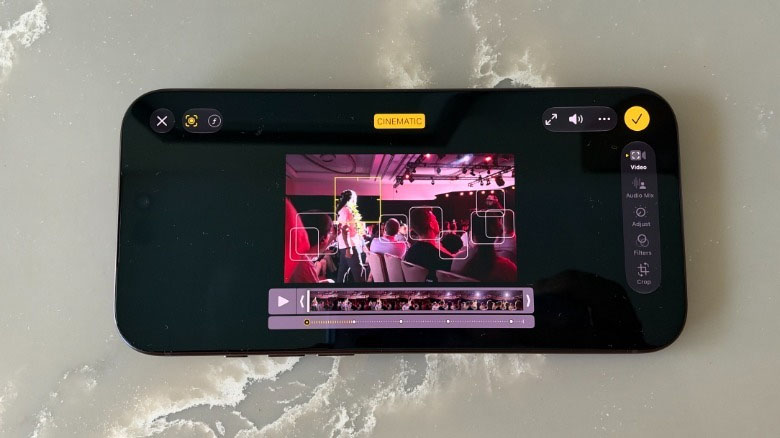 iPhone 18 Pro có cụm ba camera sau đều 48MP