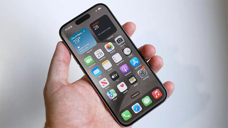Màn hình iPhone 18 Pro và iPhone 15 Pro đều dùng tấm nền OLED