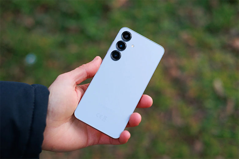 Samsung Galaxy S25 - Flagship cân bằng, camera đa năng