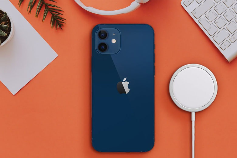 iPhone 12 đơn thuần là phiên bản nâng cấp từ iPhone 11 năm ngoái