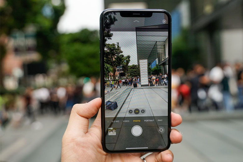 tấm nền Super Retina XDR OLED là niềm tự hào của dòng iPhone 11 Pro Max