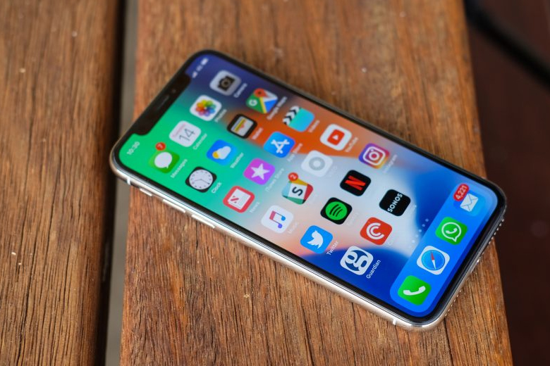 Người dùng iPhone X có nên nâng cấp lên iPhone 12 hay không?